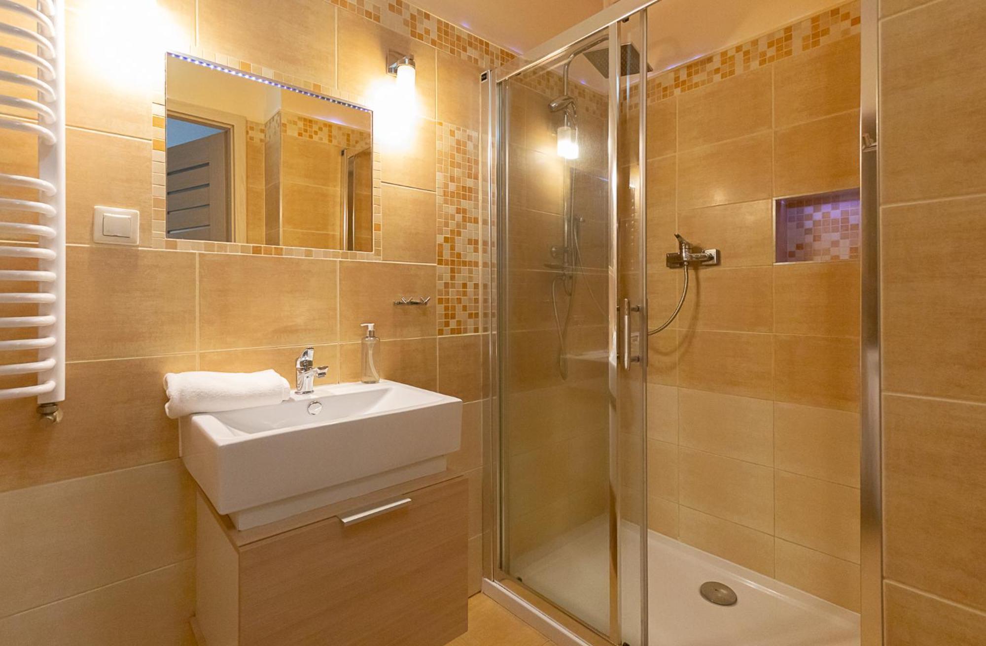 Rentplanet - Apartamenty Pstrowskiego Szklarska Poreba Dış mekan fotoğraf